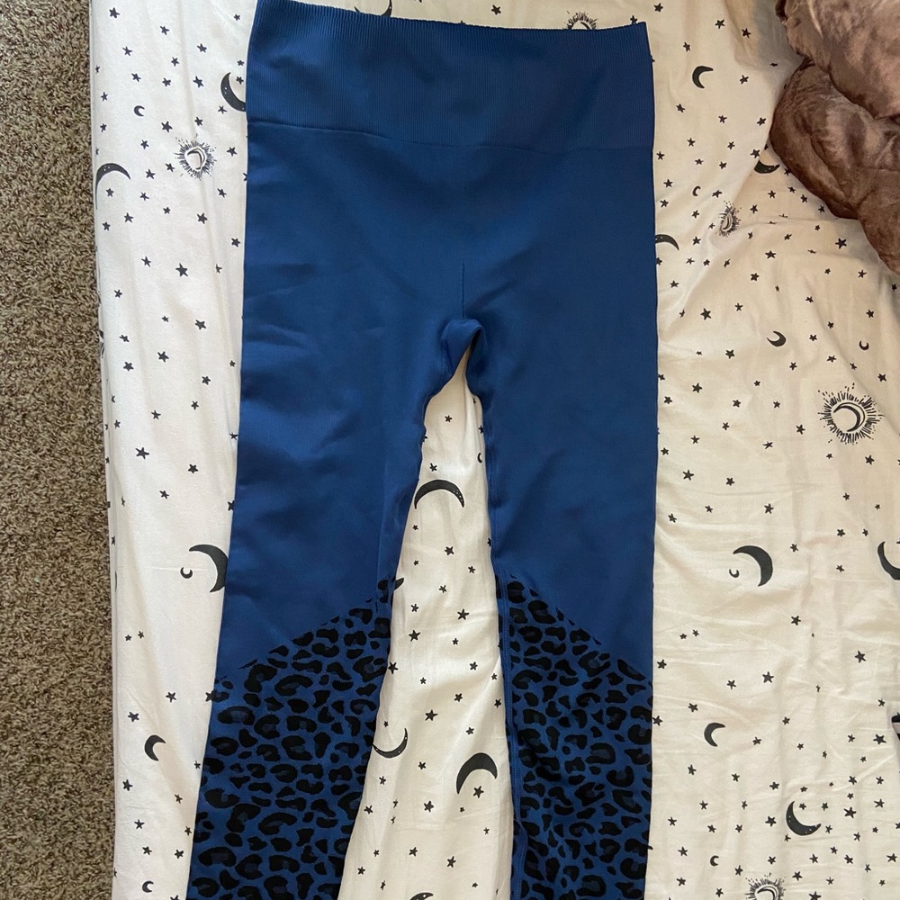 Fabletics Cheetah Print High Waisted Leggings - image 4